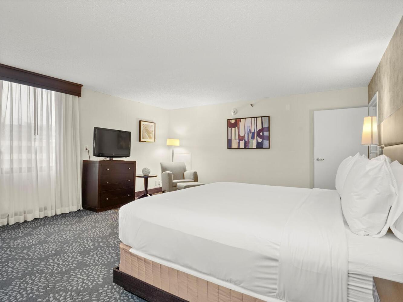 The Armon Stamford Hotel & Conference Center Екстер'єр фото